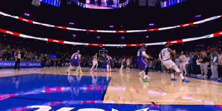 肯纳德绝杀三分助湖人逆转魔术 詹姆斯防守关键