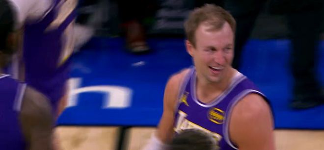 肯纳德绝杀三分助湖人逆转魔术 詹姆斯防守关键