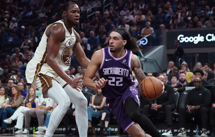 勇士逆转国王终结连败，4人立功助队取关键胜利