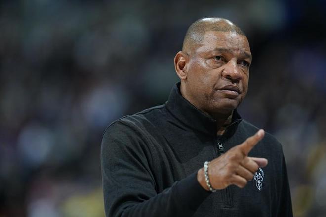 64岁传奇教练里弗斯正式退役 结束27年执教生涯