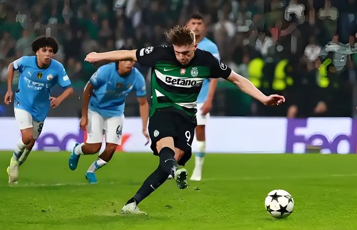 郑智执教青岛西海岸遭遇挑战 年轻球员表现低迷